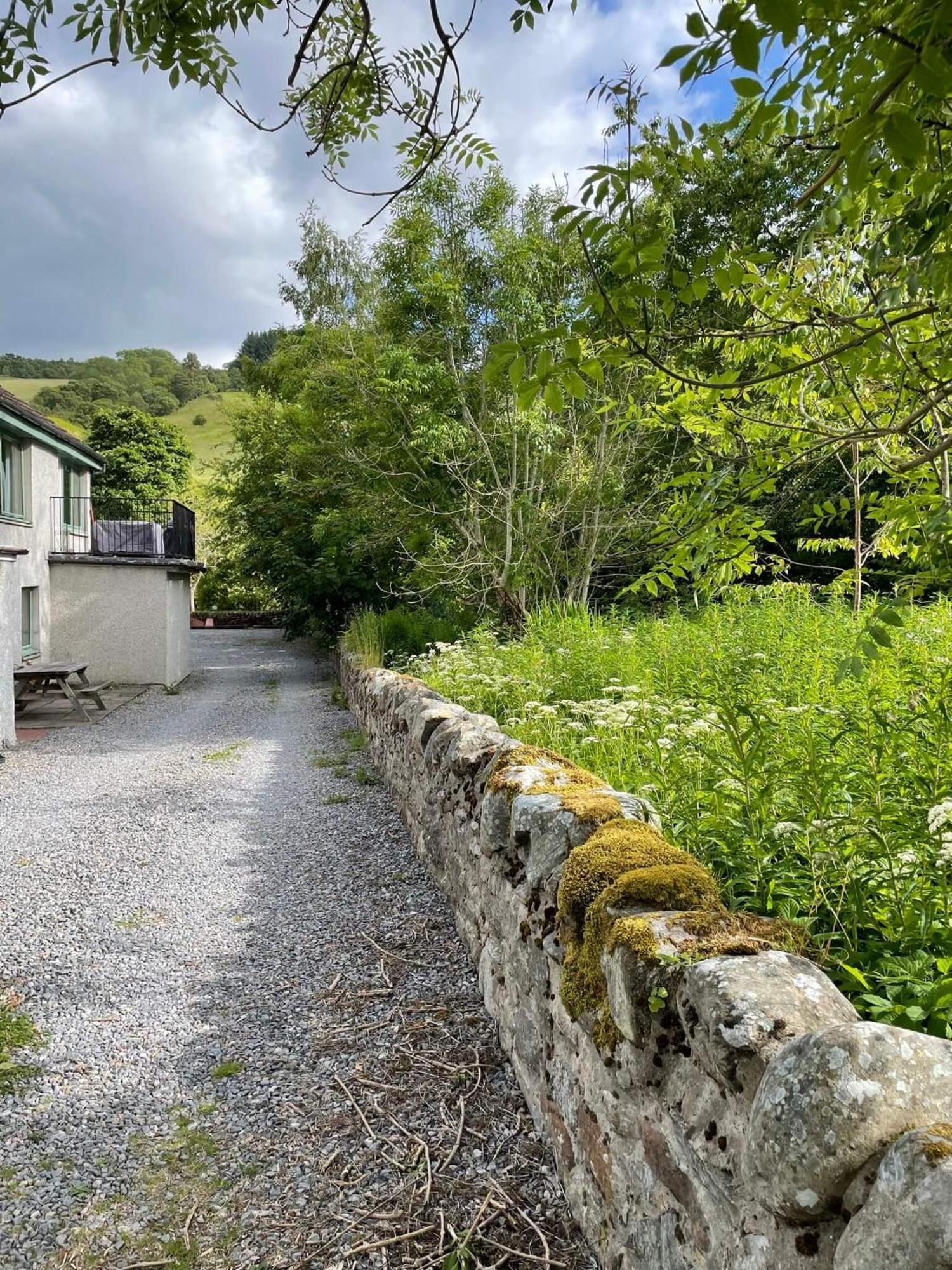 Stylish Garden Flat Near Loch Ness Apartman Drumnadrochit Kültér fotó