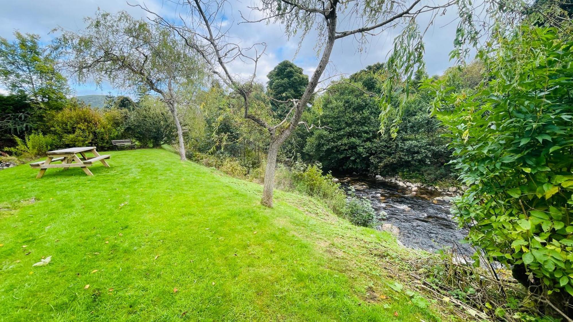 Stylish Garden Flat Near Loch Ness Apartman Drumnadrochit Kültér fotó